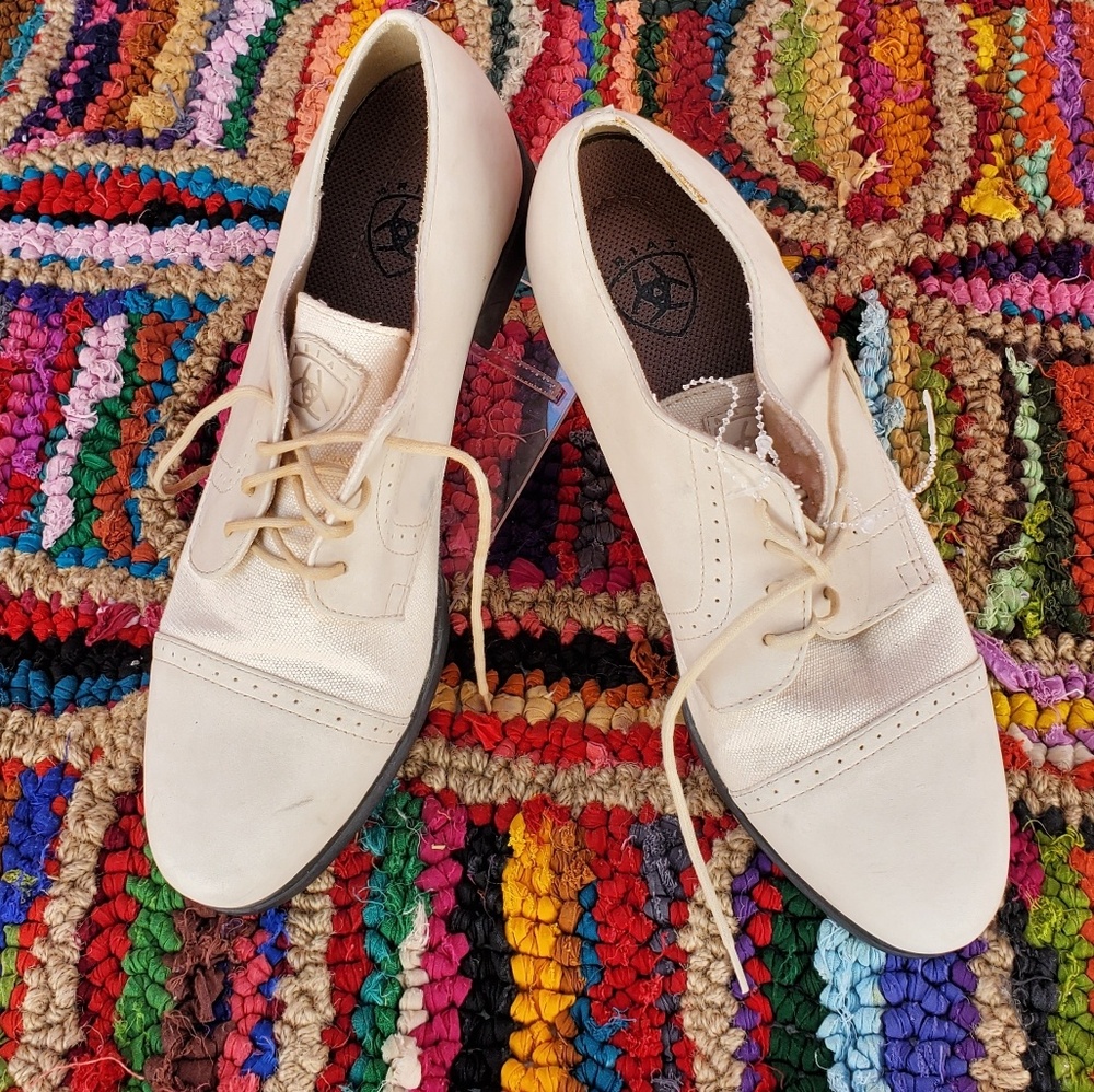 ARIAT OXFORDS - Picture 7 of 8